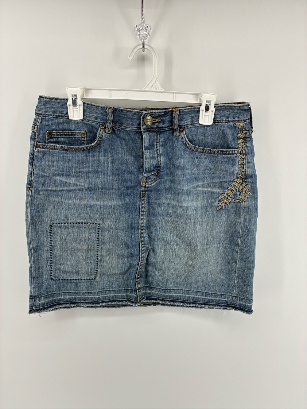 Eddie Bauer Blue Denim Mini Skirt with Embroidery Floral Vine Detail